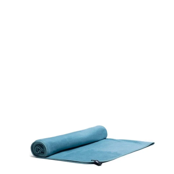 Rumpl Everywhere Towel Glacier Rays 1 Rumpl Everywhere Towel Glacier Rays