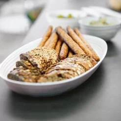 Guzzini Recycled Plastic Serving Tray Tierra in Milk White